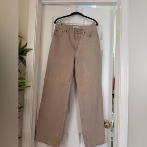 Abercrombie & Fitch 90s Relaxed Jean High Rise